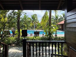 Maikaew Damnoen Resort