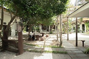 Maikaew Damnoen Resort