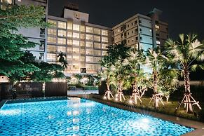 Sunday Platinum Suites
