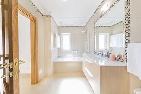 Lakeside Country Club