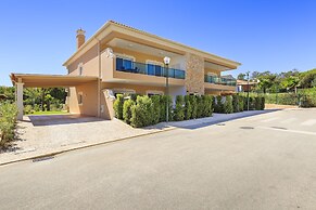 Lakeside Country Club