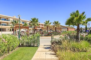 Lakeside Country Club