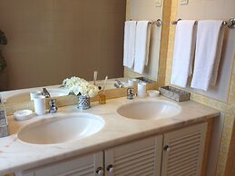 Lakeside Country Club