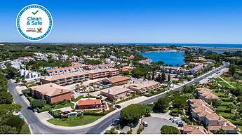 Lakeside Country Club