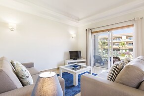 Lakeside Country Club