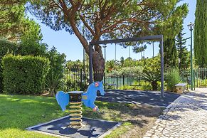 Lakeside Country Club