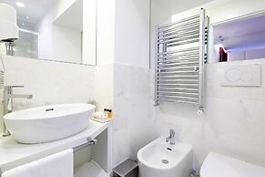 Tullia e Prisca Relais