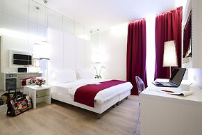 Tullia e Prisca Relais