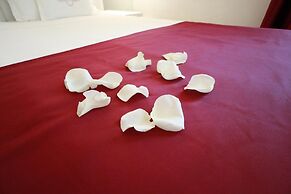 Tullia e Prisca Relais