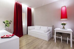 Tullia e Prisca Relais