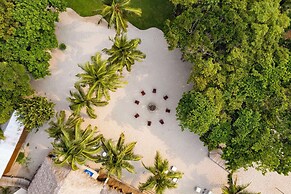 Indura Beach & Golf Resort, Curio Collection by Hilton