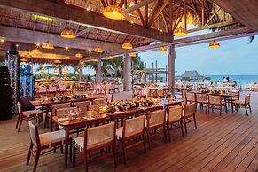 Indura Beach & Golf Resort, Curio Collection by Hilton