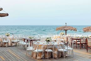 Indura Beach & Golf Resort, Curio Collection by Hilton