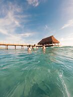 Indura Beach & Golf Resort, Curio Collection by Hilton