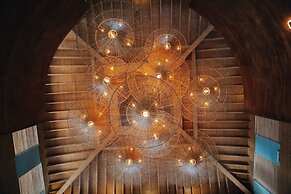 Indura Beach & Golf Resort, Curio Collection by Hilton