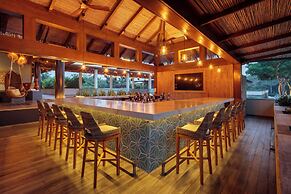 Indura Beach & Golf Resort, Curio Collection by Hilton