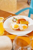 Indura Beach & Golf Resort, Curio Collection by Hilton