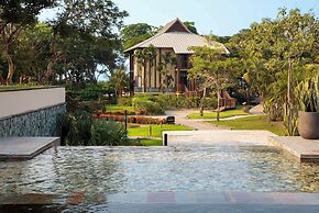 Indura Beach & Golf Resort, Curio Collection by Hilton