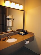 Best Western Plus Winnipeg West