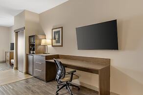 Best Western Plus Winnipeg West