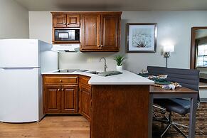 Extended Stay Airport