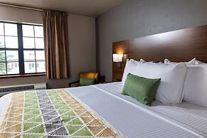 Extended Stay Airport