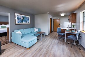 Extended Stay Airport