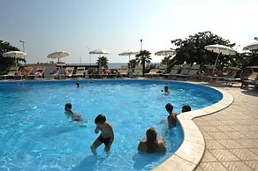 Villaggio Club Eden
