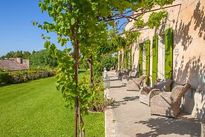 Naturalis Bio Resort & Spa