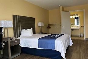 Days Inn by Wyndham Cape Carteret near Emerald Isle