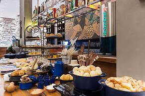 Radisson Blu Belo Horizonte, Savassi