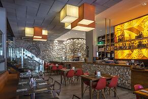 Radisson Blu Belo Horizonte, Savassi