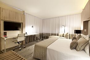 Radisson Blu Belo Horizonte, Savassi