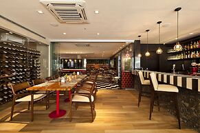 eSuites Savassi Toscanini