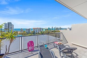 The Mirage Alexandra Headland