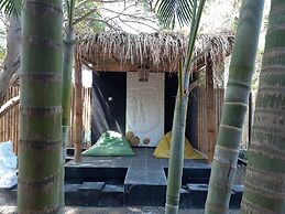 Laguna Gili Beach Resort