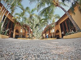 Laguna Gili Beach Resort
