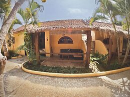 Laguna Gili Beach Resort