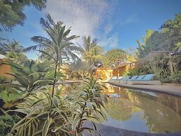 Laguna Gili Beach Resort