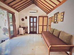 Laguna Gili Beach Resort