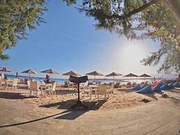 Laguna Gili Beach Resort