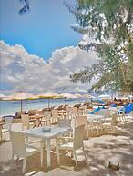 Laguna Gili Beach Resort