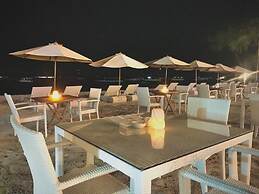 Laguna Gili Beach Resort