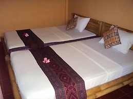 Banana Leaf Bungalows