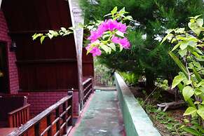 Banana Leaf Bungalows