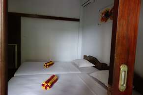 Banana Leaf Bungalows