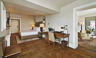 The Bank Hotel Istanbul, a Member of Design Hotels - Special Class