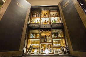 The Bank Hotel Istanbul, a Member of Design Hotels - Special Class