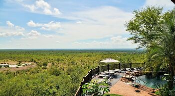 Victoria Falls Safari Suites