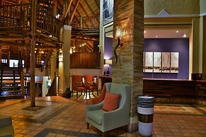 Victoria Falls Safari Suites
